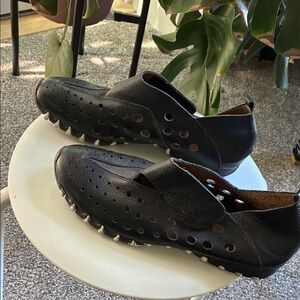 Stylish Black Women's Loafers